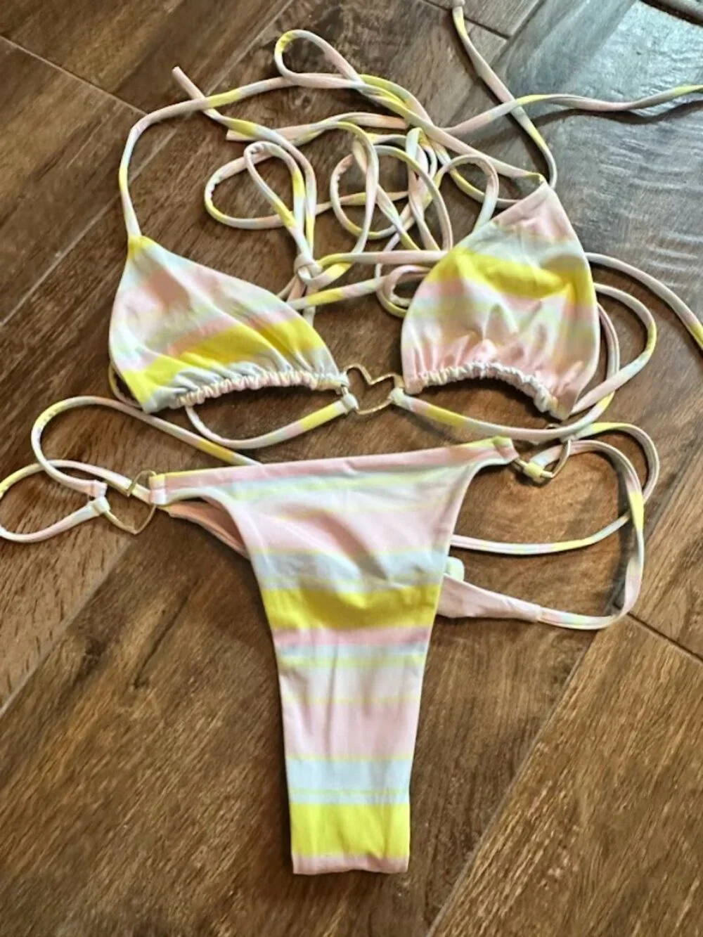 NWOT Frankie's Bikinis Heart Tatum Top/Kailyn Bottom Pastel Stripe Bikini Set-Sm